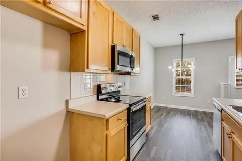 762 Commerce Riverdale GA 30296