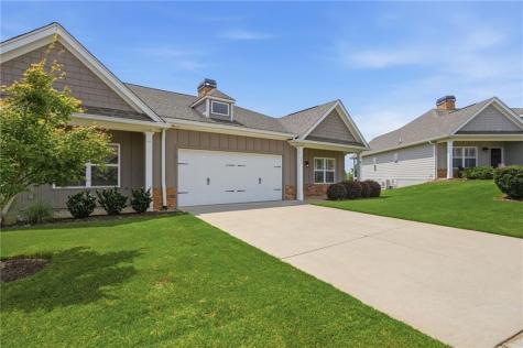 222 Village Drive Dahlonega GA 30533