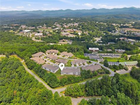 222 Village Drive Dahlonega GA 30533