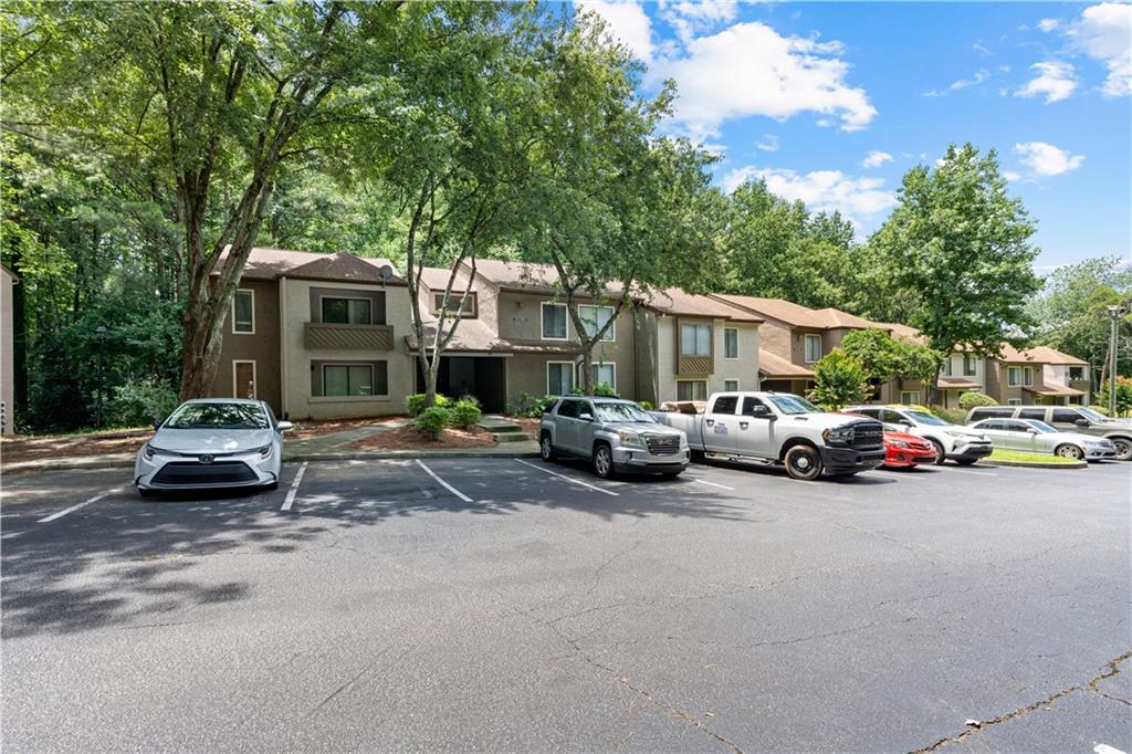 814 Seasons Parkway Norcross GA 30093