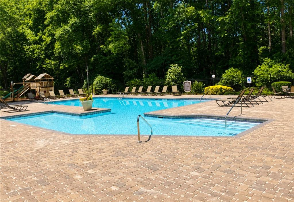 814 Seasons Parkway Norcross GA 30093