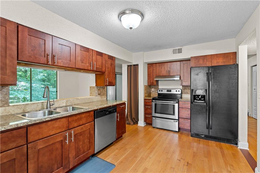 814 Seasons Parkway Norcross GA 30093