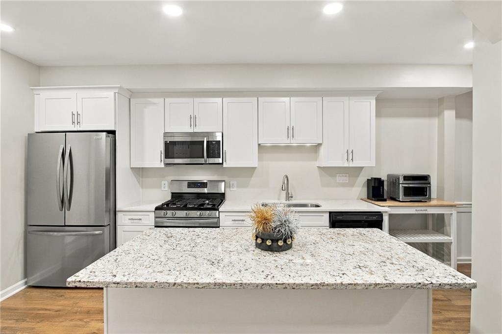 5540 Chemin De Vie Sandy Springs GA 30342