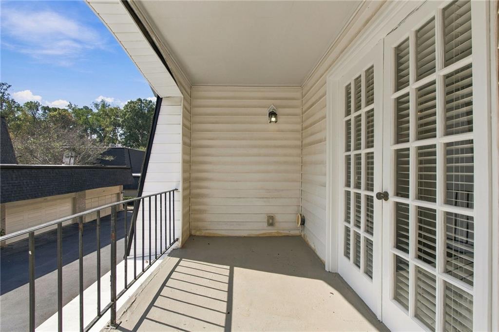 5540 Chemin De Vie Sandy Springs GA 30342
