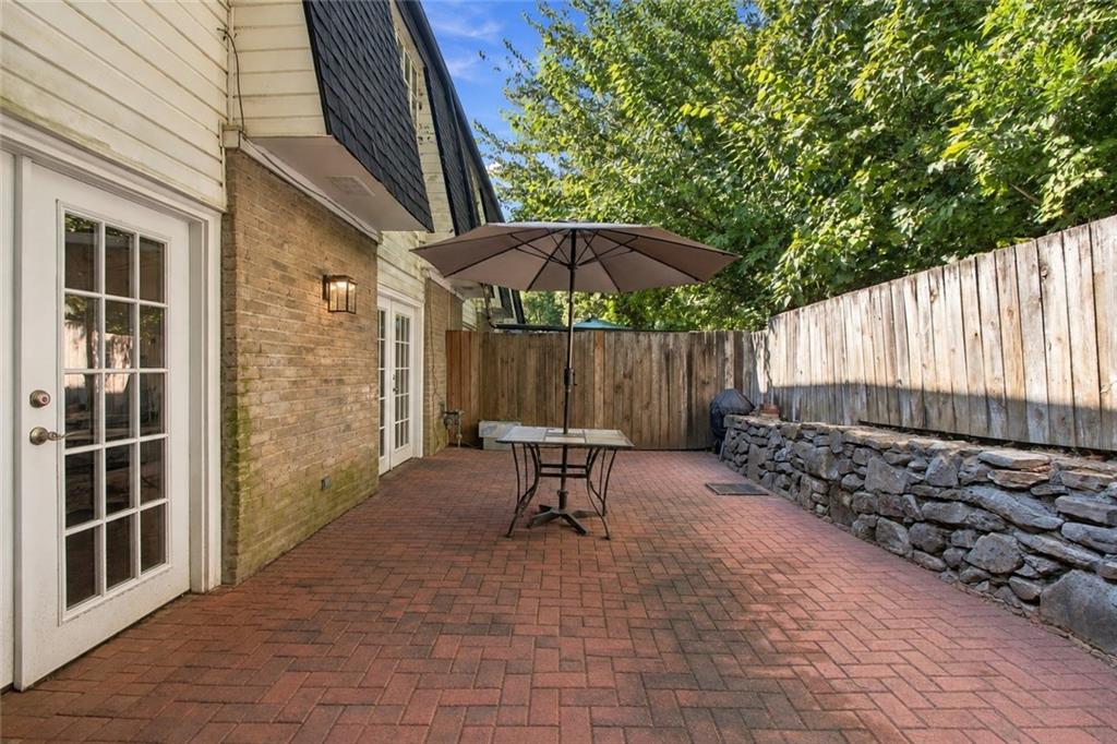 5540 Chemin De Vie Sandy Springs GA 30342