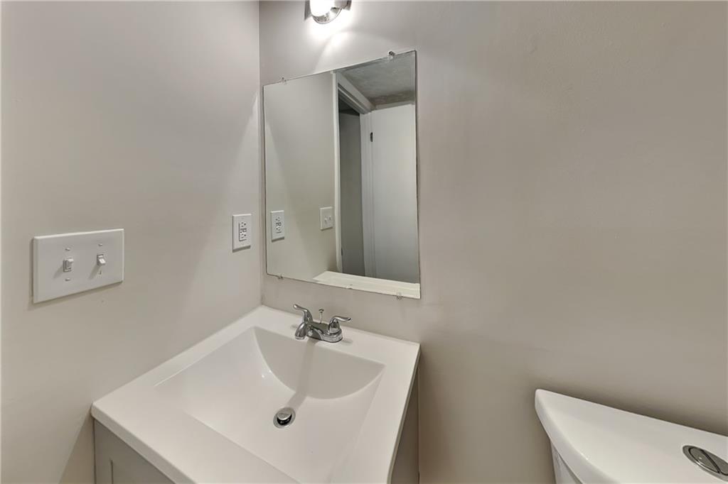 804 Heritage Oaks Drive Stone Mountain GA 30088