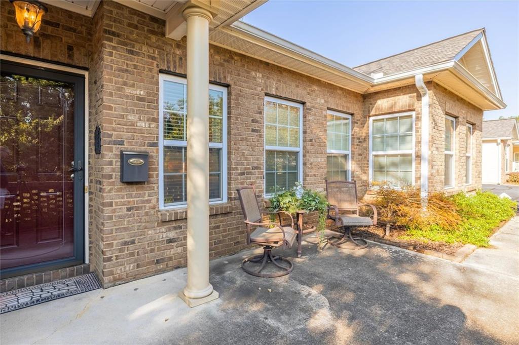 123 Villa Park Circle Stone Mountain GA 30087