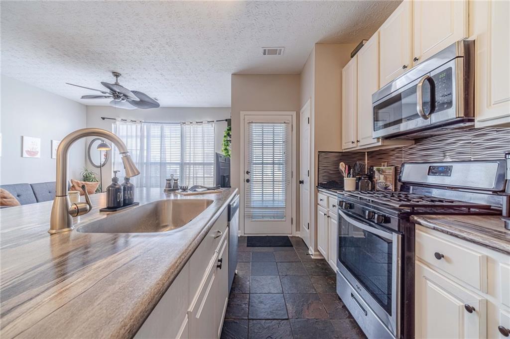 6436 Portside Way Flowery Branch GA 30542