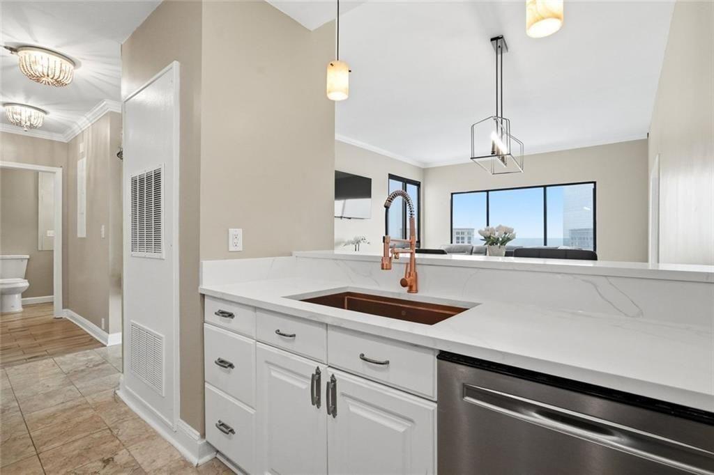 3481 Lakeside Drive NE Atlanta GA 30326