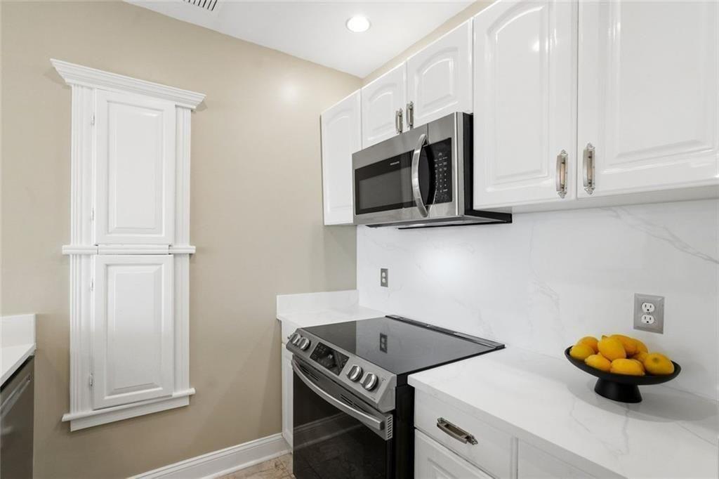 3481 Lakeside Drive NE Atlanta GA 30326
