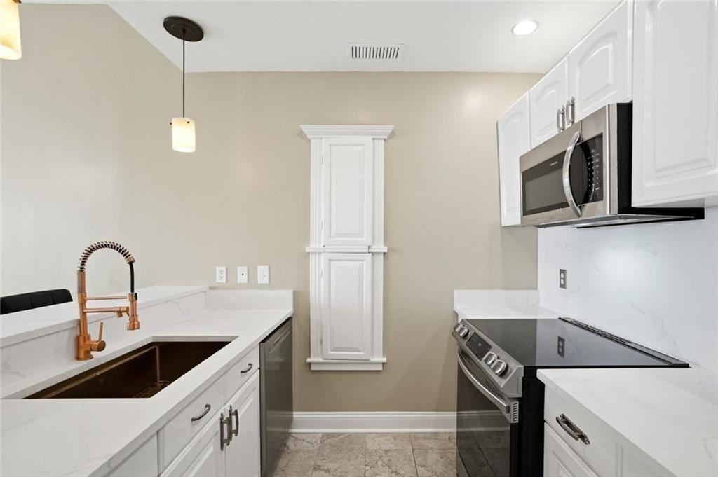 3481 Lakeside Drive NE Atlanta GA 30326