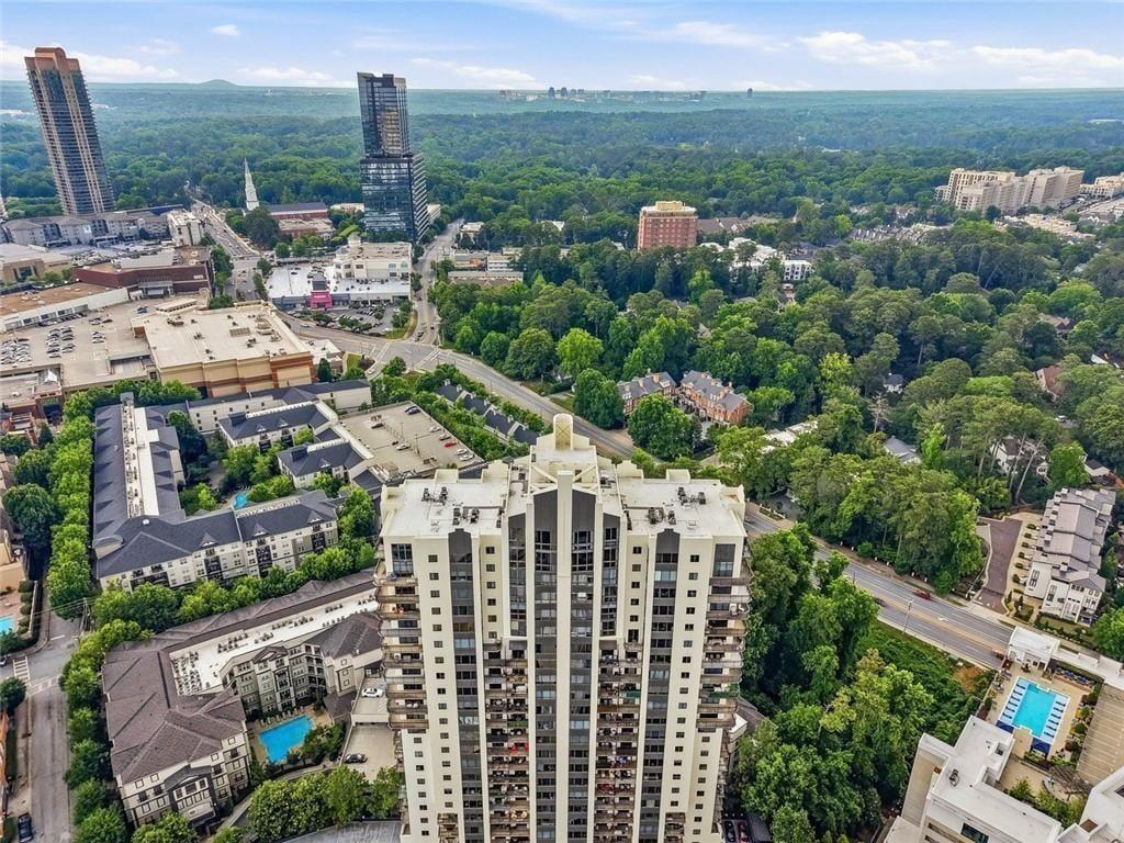 3481 Lakeside Drive NE Atlanta GA 30326