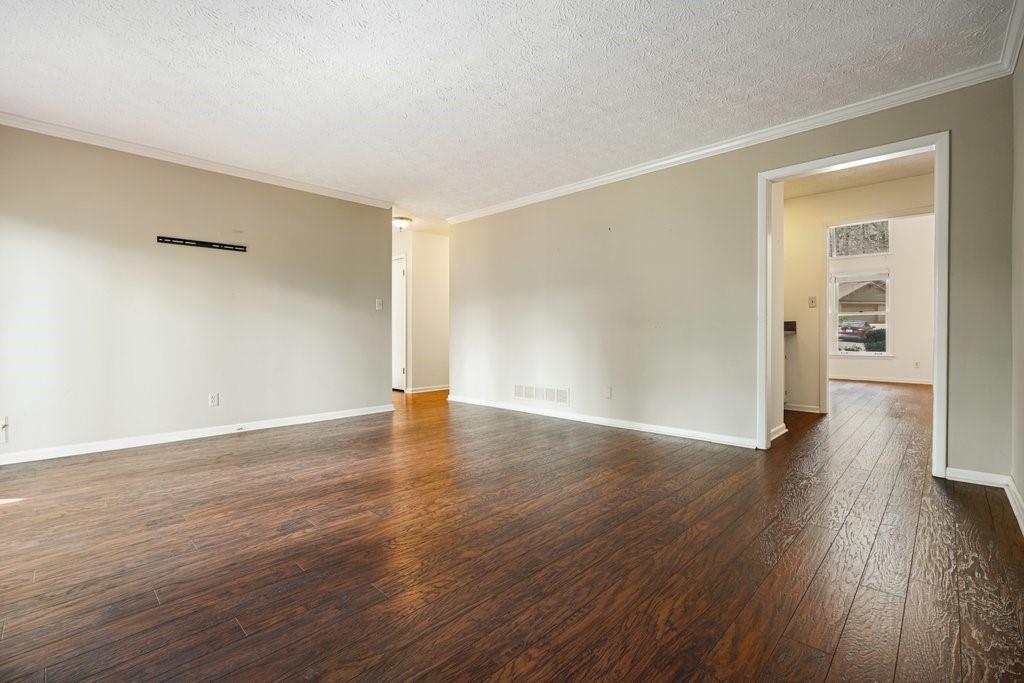 300 Cruise Court Roswell GA 30076