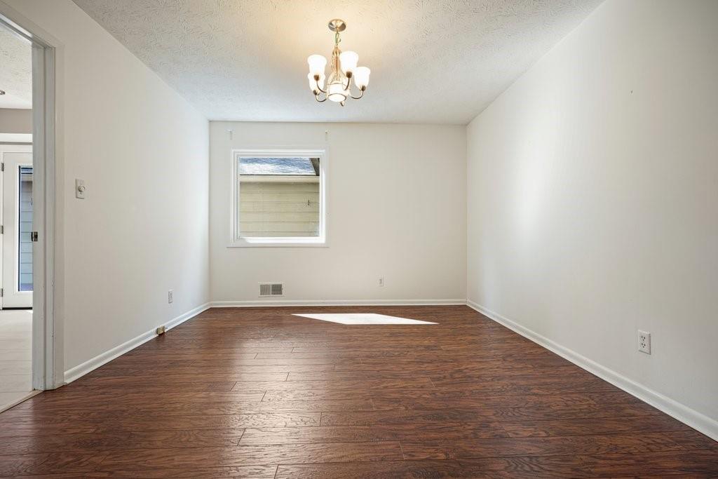 300 Cruise Court Roswell GA 30076