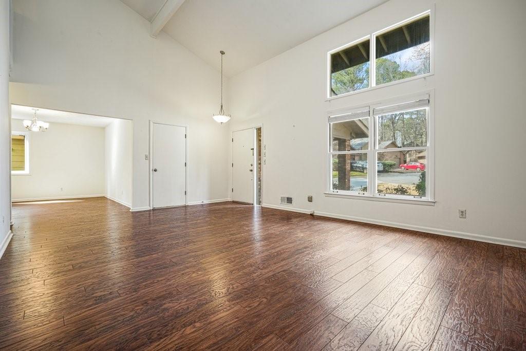 300 Cruise Court Roswell GA 30076