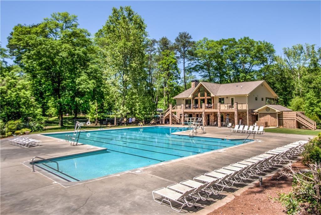 300 Cruise Court Roswell GA 30076
