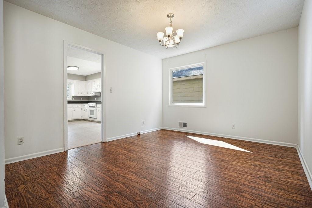 300 Cruise Court Roswell GA 30076
