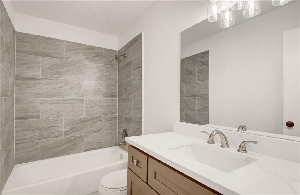 702 Glenleaf Drive Peachtree Corners GA 30092