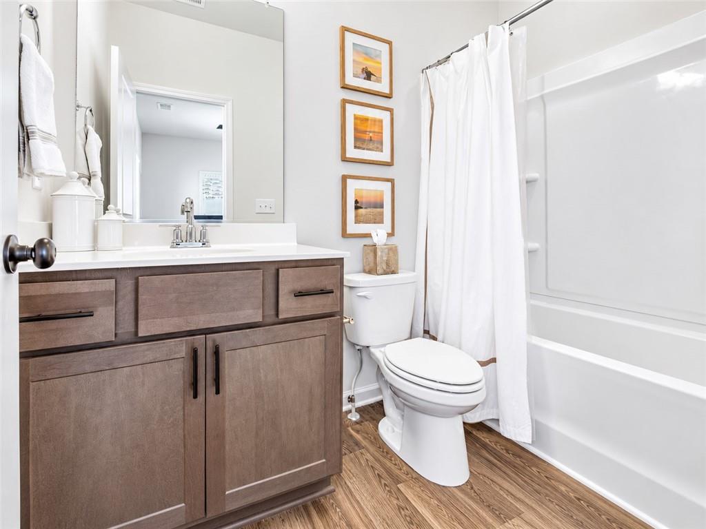 136 Harlow Circle Roswell GA 30076