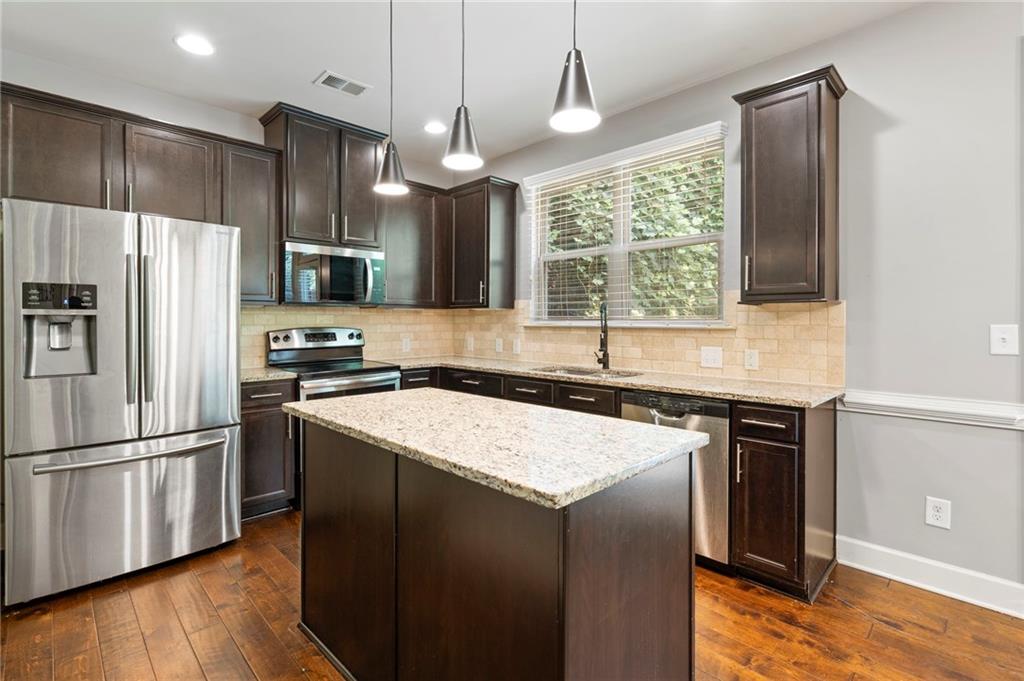 2412 Whiteoak Run SE Smyrna GA 30080
