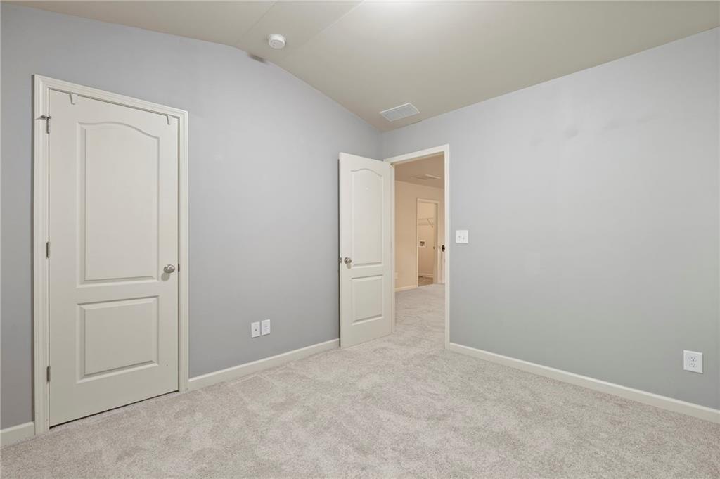 2412 Whiteoak Run SE Smyrna GA 30080