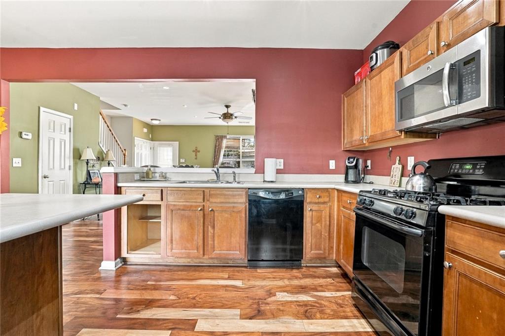1041 Prestwyck Court Alpharetta GA 30004