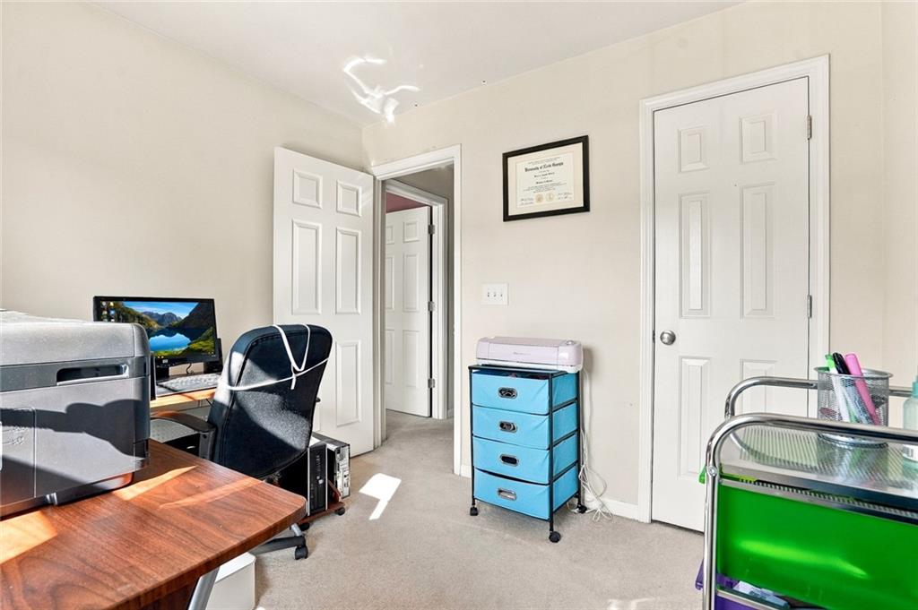 1041 Prestwyck Court Alpharetta GA 30004