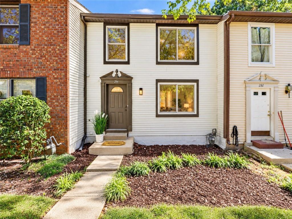 284 Roswell Commons Circle Roswell GA 30076