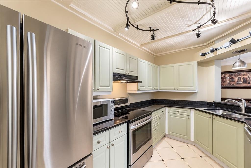 3334 Peachtree Road NE Atlanta GA 30326