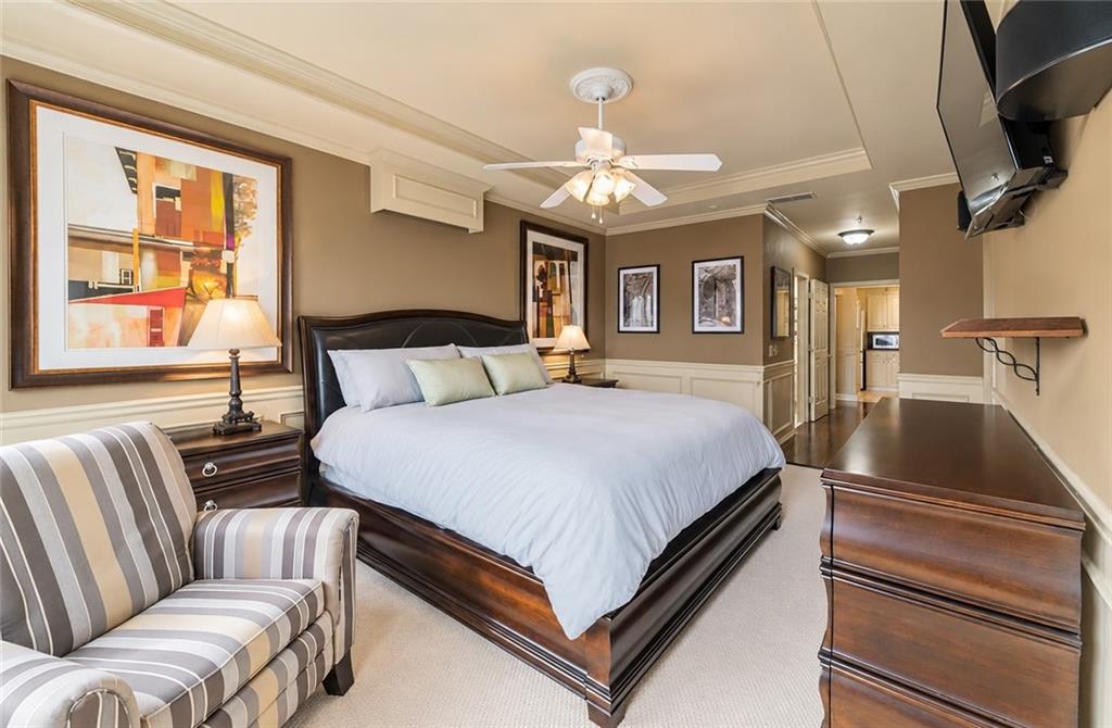3334 Peachtree Road NE Atlanta GA 30326