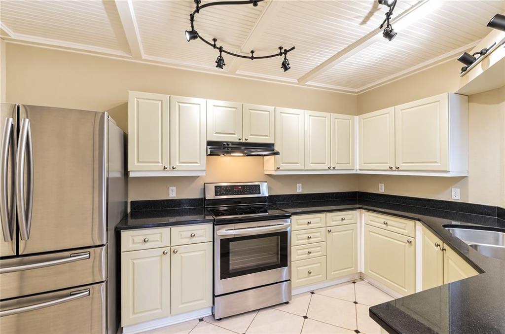3334 Peachtree Road NE Atlanta GA 30326