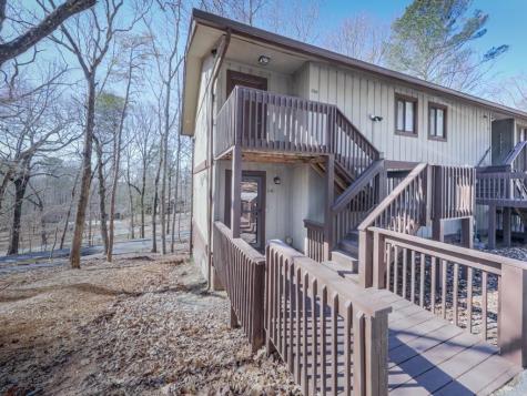 1101 Fairway Oaks Waleska GA 30183