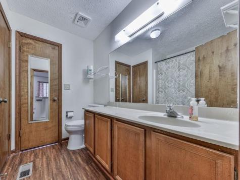 1101 Fairway Oaks Waleska GA 30183