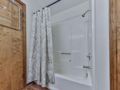 1101 Fairway Oaks Waleska GA 30183