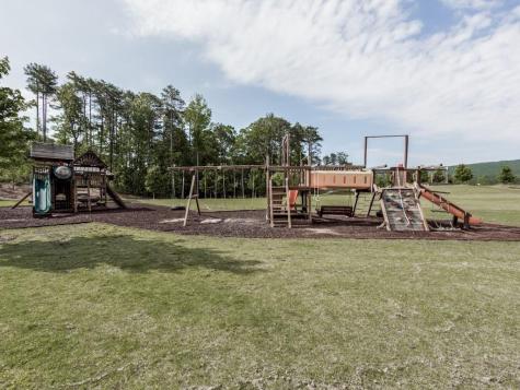 1101 Fairway Oaks Waleska GA 30183