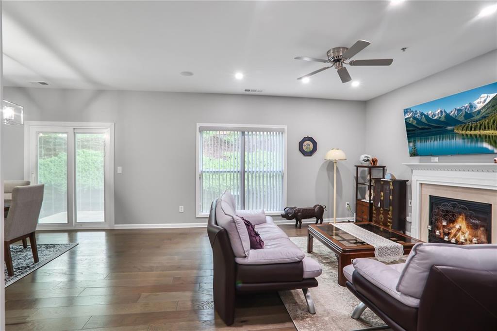 1067 Brownstone Drive Marietta GA 30008