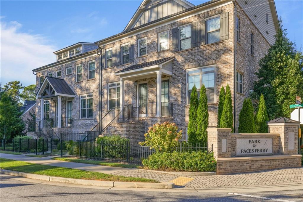 2262 Mclean Chase SE Smyrna GA 30080