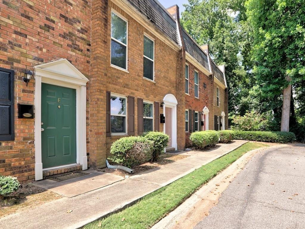 135 N River Drive Sandy Springs GA 30350