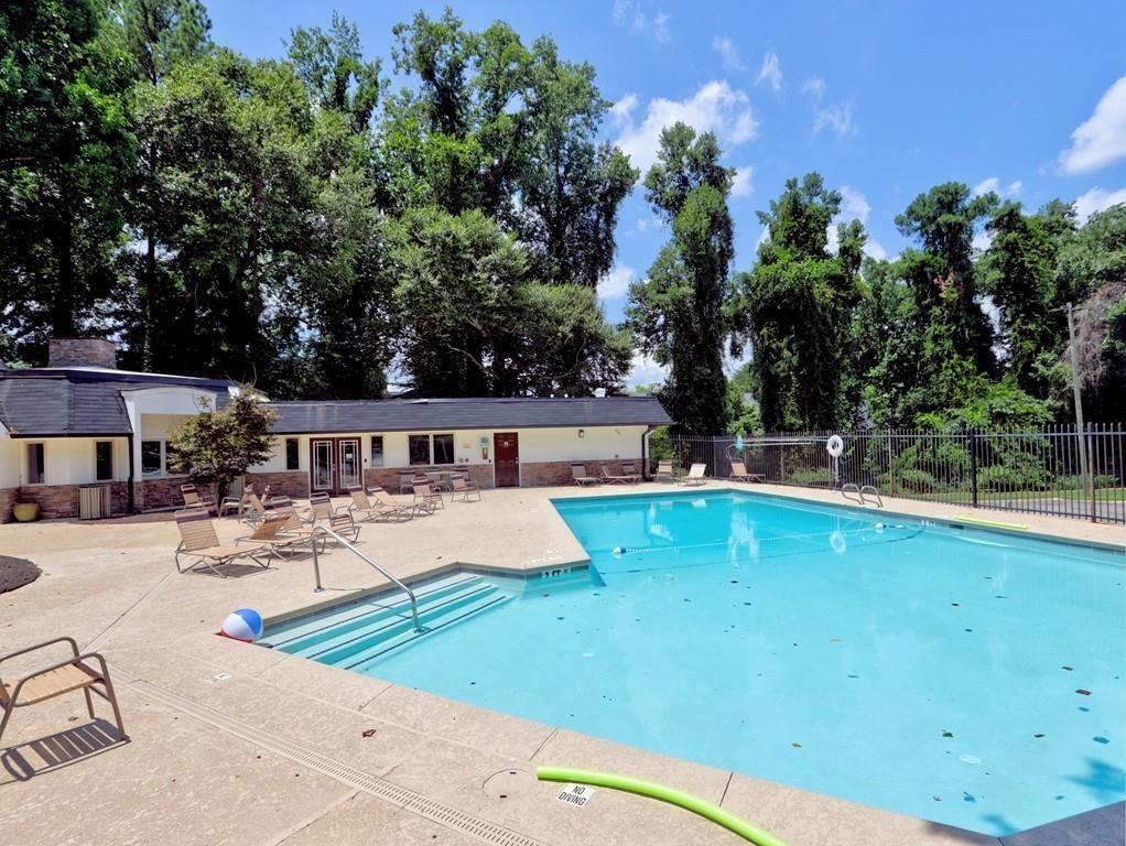 135 N River Drive Sandy Springs GA 30350