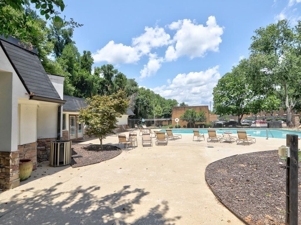 135 N River Drive Sandy Springs GA 30350