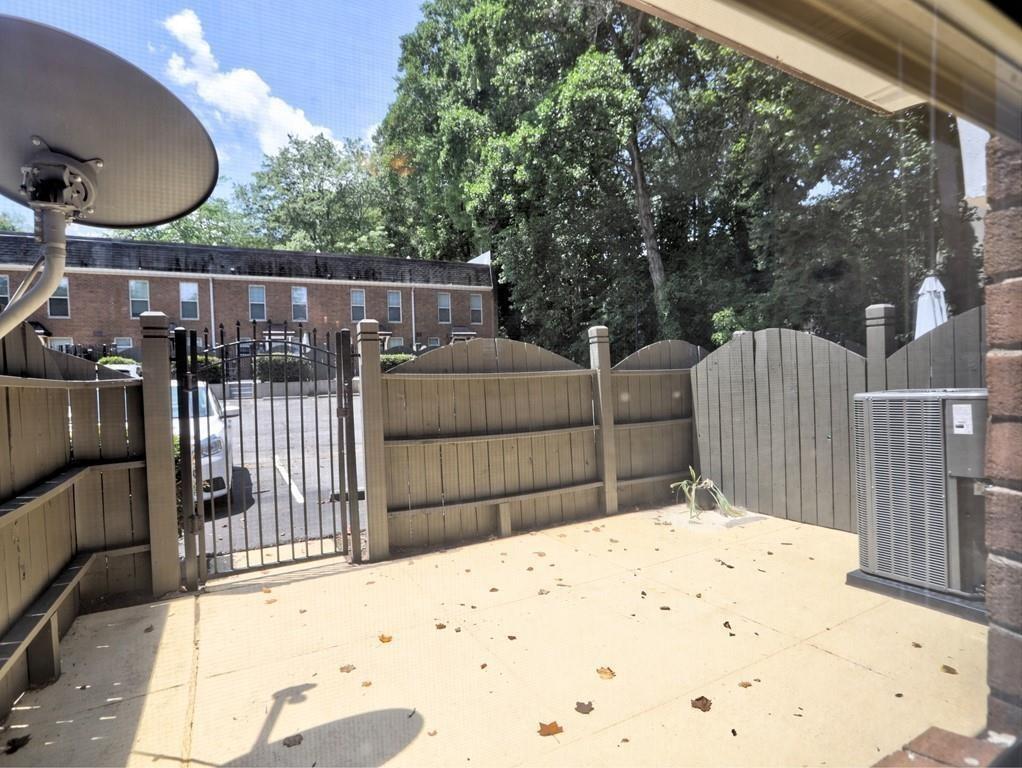 135 N River Drive Sandy Springs GA 30350