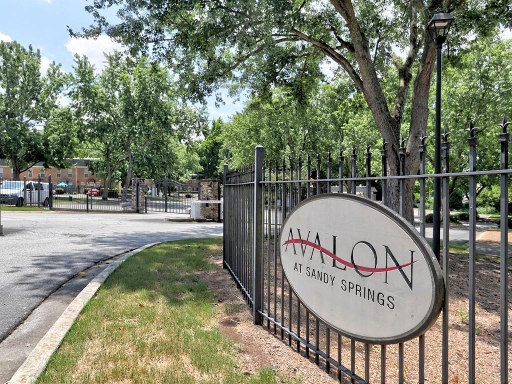 135 N River Drive Sandy Springs GA 30350