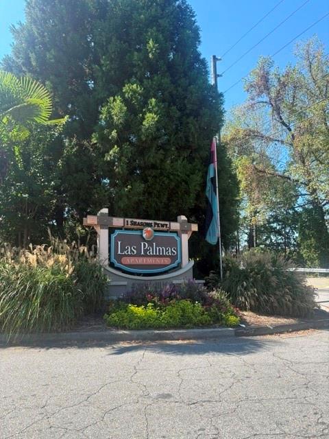 322 Seasons Parkway Norcross GA 30093