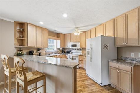 300 Ginger Creek #307 Clayton GA 30525