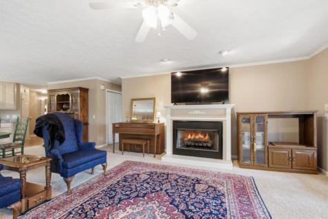 300 Ginger Creek #307 Clayton GA 30525