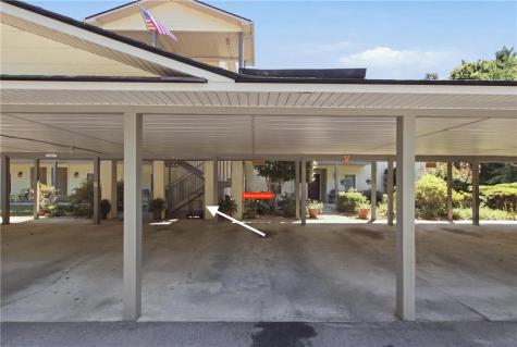 300 Ginger Creek #307 Clayton GA 30525