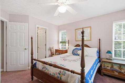 300 Ginger Creek #307 Clayton GA 30525