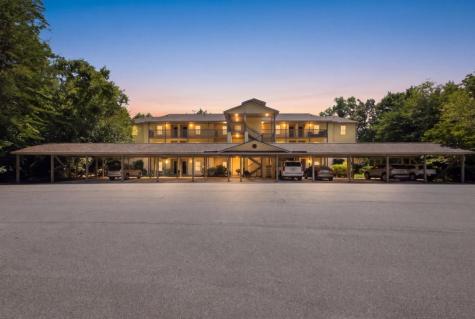 300 Ginger Creek #307 Clayton GA 30525