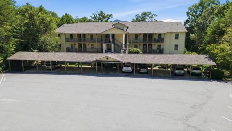 300 Ginger Creek #307 Clayton GA 30525