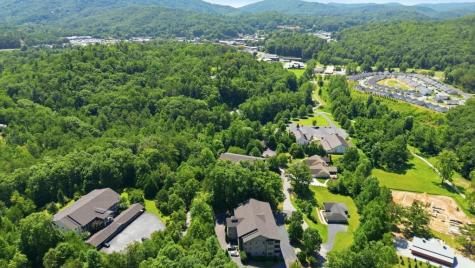300 Ginger Creek #307 Clayton GA 30525